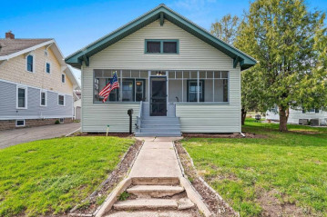 508 W Cook Street, New London, WI 54961