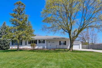 1132 Terry Lane, De Pere, WI 54115