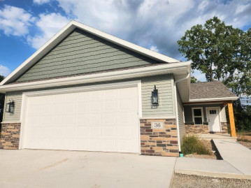 36 Ash Grove Place, Kaukauna, WI 54130