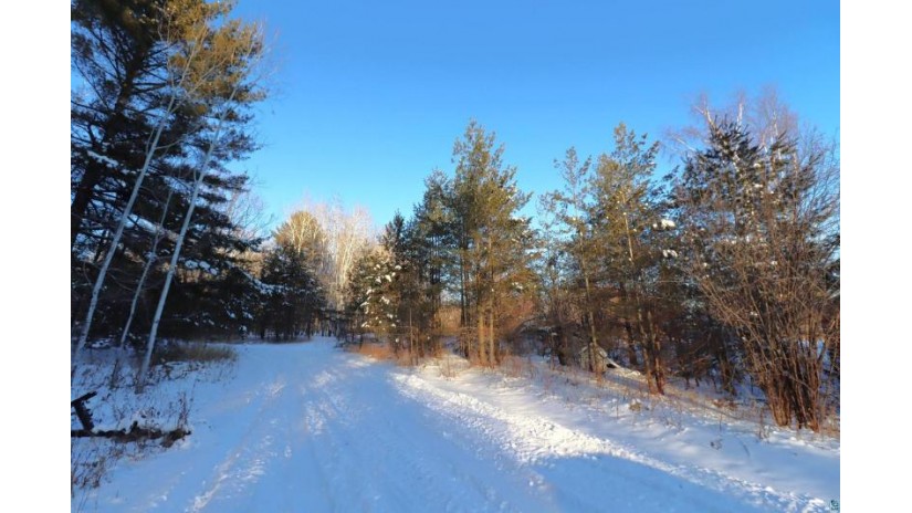 814 8th Ave W Washburn, WI 54891 by Apostle Islands Realty $249,900