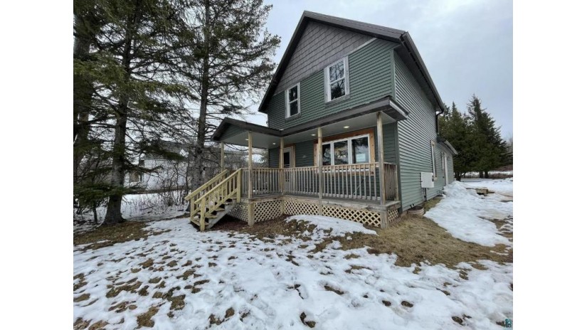 2816 East Main St Ashland, WI 54806 by Porter Realty Llc $275,000