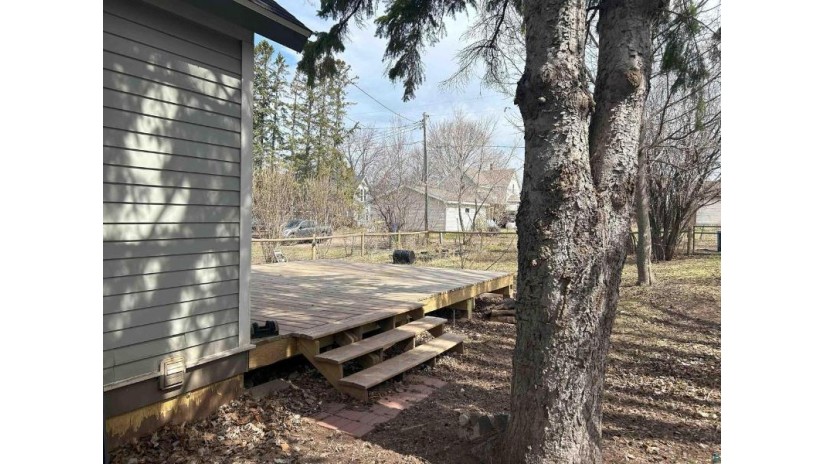 322 14th Ave W Ashland, WI 54806 by By The Bay Realty $164,900