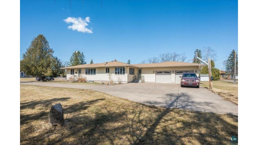 6414 John Ave Superior, WI 54880 by Re/Max Results $357,000