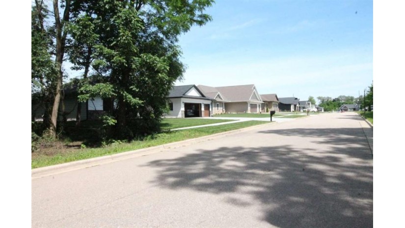 3804 White Pine Dr Janesville, WI 53545 by Briggs Realty Group, Inc $65,900