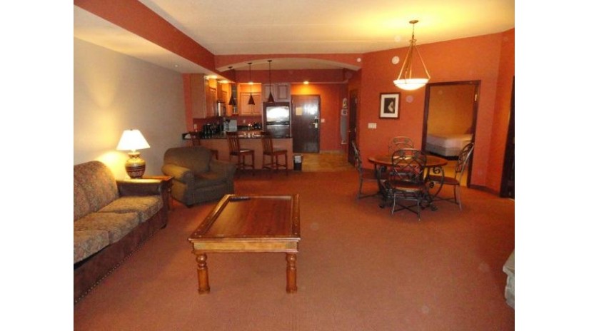 2411 River Rd 2614 Wisconsin Dells, WI 53965 by Re/Max Grand - Off: 608-356-4100 $169,900