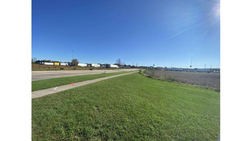 5.12 AC College Avenue Mauston, WI 53948 by First Weber Inc - HomeInfo@firstweber.com $449,000