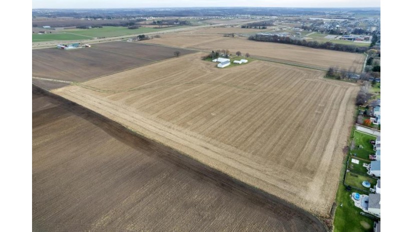 37.66 ACRES Gray Rd & Low Countries Rd Windsor, WI 53532 by Exit Realty Hgm $2,100,000