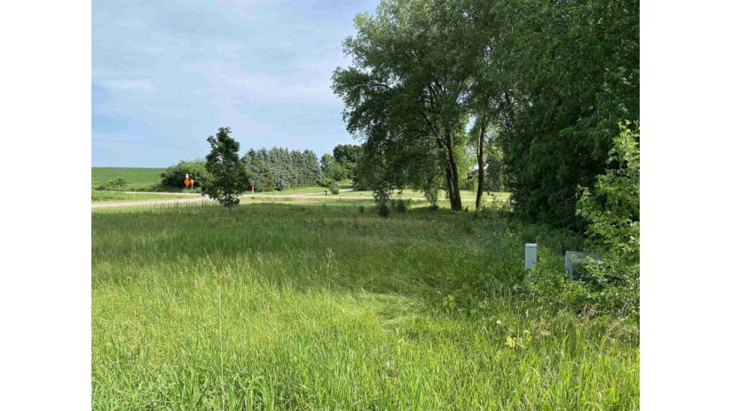 LOT 3 County Road V Berlin, WI 54923 by Re/Max Community Realty - waynemrealtor@gmail.com $18,500