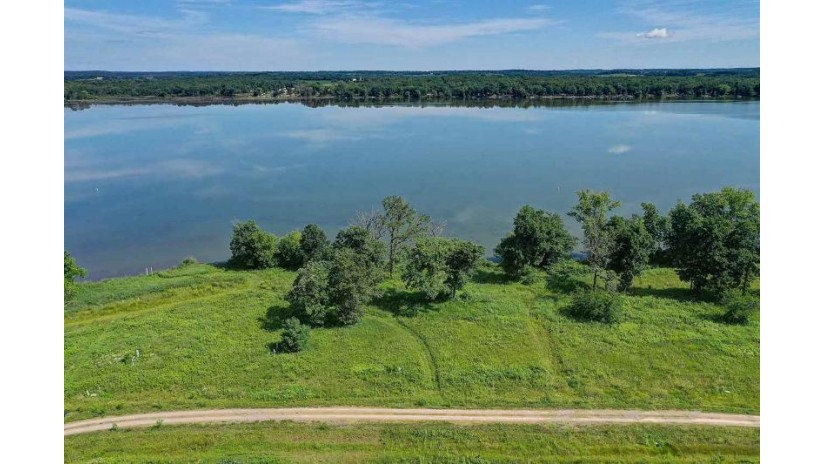 19 LOTS 1st Ridge New Haven, WI 53920 by Restaino & Associates Era Powered - Pref: 608-577-2245 $1,350,000