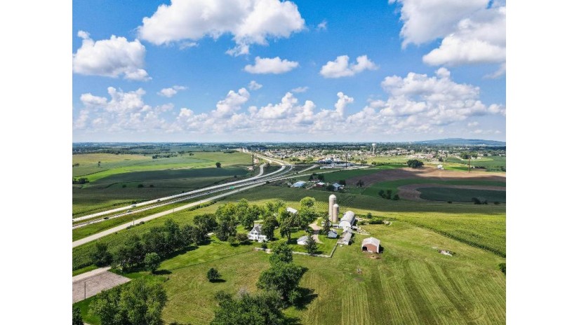 2749 Town Hall Road Springdale, WI 53572 by @properties-Elleven Christie'S International Real $2,350,000