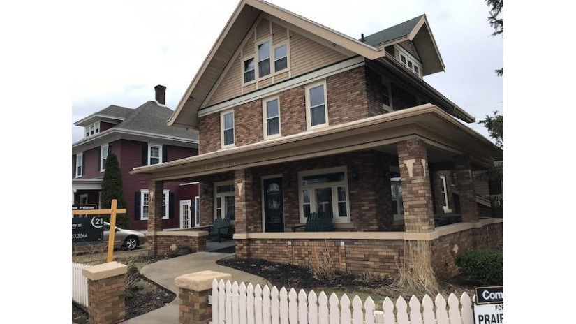 303 E Main Street Mount Horeb, WI 53572 by Century 21 Affiliated Pfister $530,000