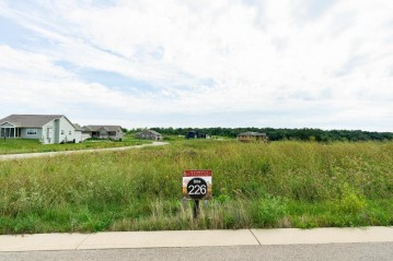 4958 Prairie Kettle Court, Westport, WI 53597-1111