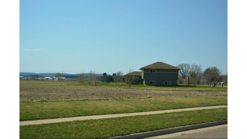 L15 Sunrise Drive Spring Green, WI 53588 by Century 21 Affiliated - Pref: 608-574-7793 $45,900
