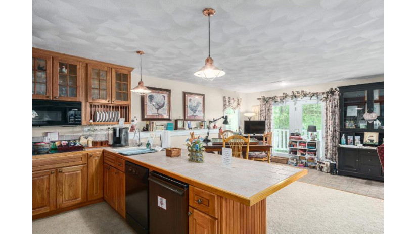 5525 Portage Road Burke, WI 53704 by Terra Firma Realty - info@tfmwisconsin.com $975,000