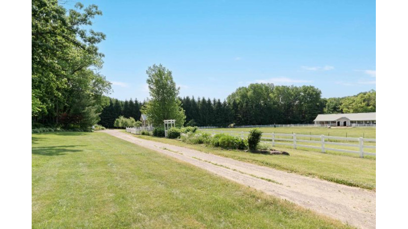 5525 Portage Road Burke, WI 53704 by Terra Firma Realty - info@tfmwisconsin.com $975,000