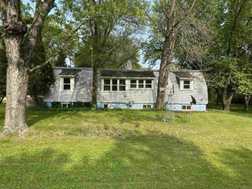 107 E Jaeger Street, Oxford, WI 53952