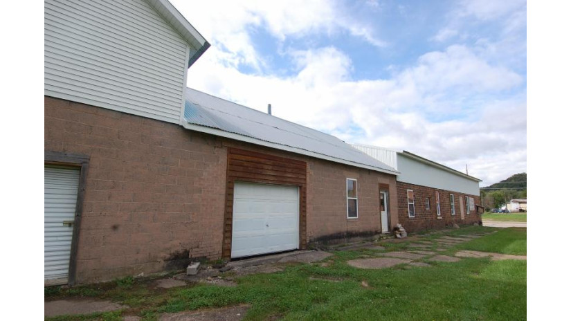 211 W Commercial Street Viola, WI 54664 by Driftless Area Llc - Pref: 608-604-3219 $64,900