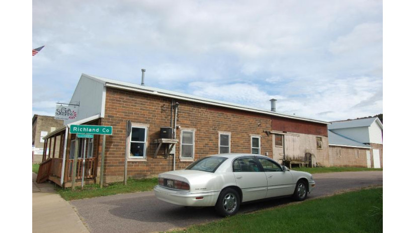 211 W Commercial Street Viola, WI 54664 by Driftless Area Llc - Pref: 608-604-3219 $64,900