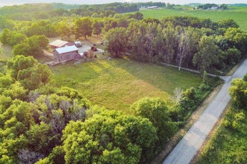 1728 S Coon Island Road, Spring Valley, WI 53576