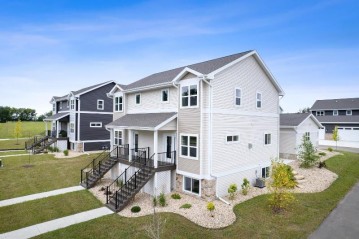 2886 Wild Goose Way, Stoughton, WI 53589