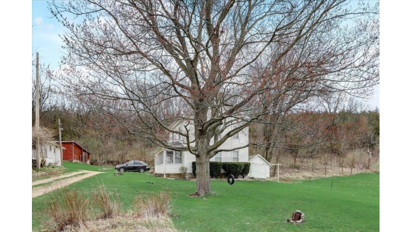 5076 Schultz Road Black Earth, WI 53515 by First Weber Inc - HomeInfo@firstweber.com $449,999