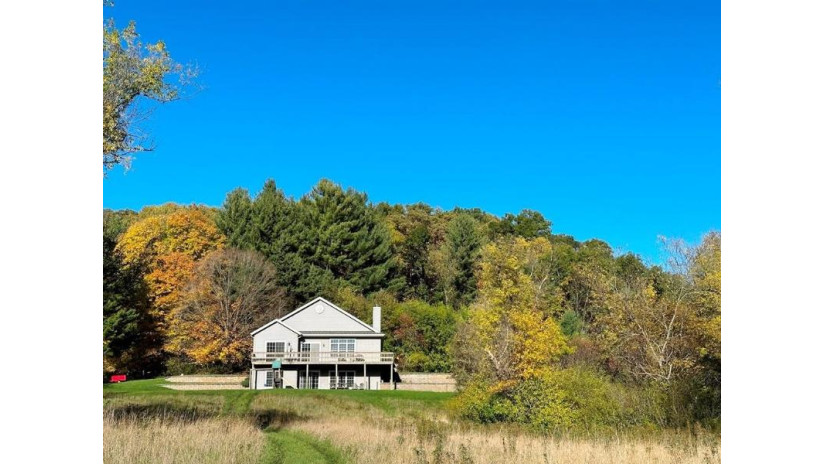 17192 Ewers Lane Marshall, WI 53581 by Weiss Realty Llc $1,400,000