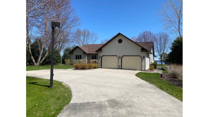 W5092 N Osprey Drive Germantown, WI 53950 by First Weber Inc - HomeInfo@firstweber.com $749,900