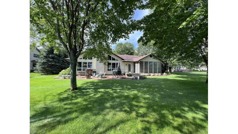 W5092 N Osprey Drive Germantown, WI 53950 by First Weber Inc - HomeInfo@firstweber.com $749,900