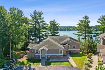 668 E Hiawatha Drive, Lake Delton, WI 53965