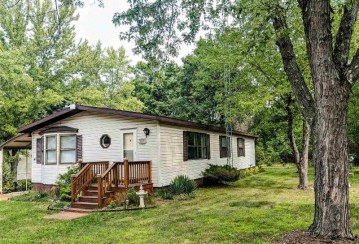 1870 County Road F 66, Quincy, WI 53934