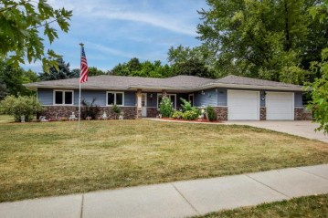 450 Lincoln Street, Evansville, WI 53536