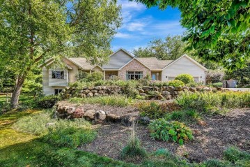 8328 N Cemetery Road, Union, WI 53536