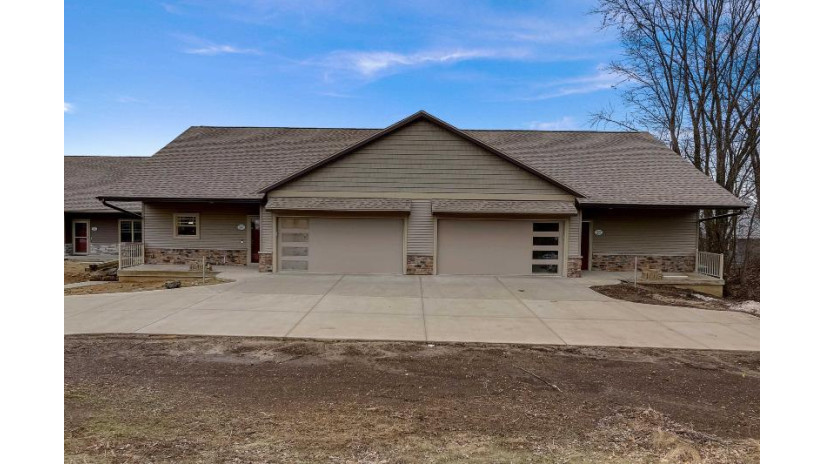 1905 Eastwood Way Mount Horeb, WI 53572 by First Weber Inc - HomeInfo@firstweber.com $449,000