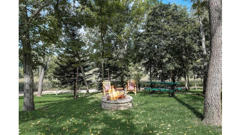 10343 County Road Kp Black Earth, WI 53560 by First Weber Inc - HomeInfo@firstweber.com $1,500,000