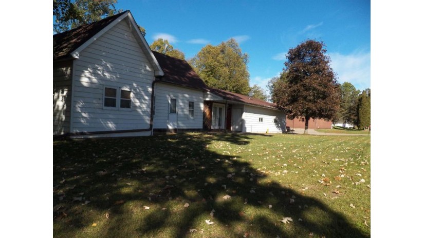 1182 County Road A Easton, WI 53910 by Coldwell Banker Belva Parr Realty - Off: 608-339-6757 $212,500