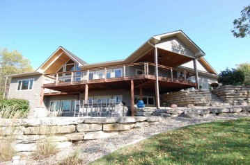 28092 County Road N, Ithaca, WI 53581