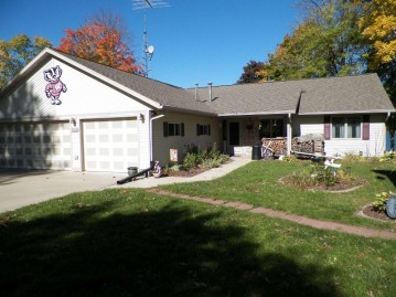 348 Fur Drive, Jackson, WI 53965