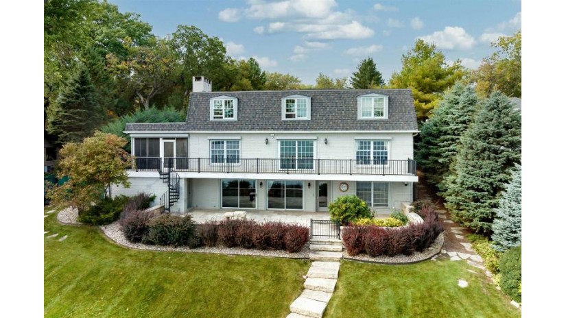 356 Forest Avenue Green Lake, WI 54941 by Better Homes And Gardens Real Estate Special Prope $4,679,000