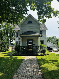 227 W Main Street, Evansville, WI 53536