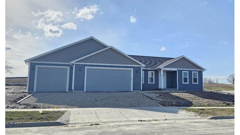 402 Cityview Drive Horicon, WI 53032 by My Property Shoppe Llc - Cell: 920-539-0448 $354,900