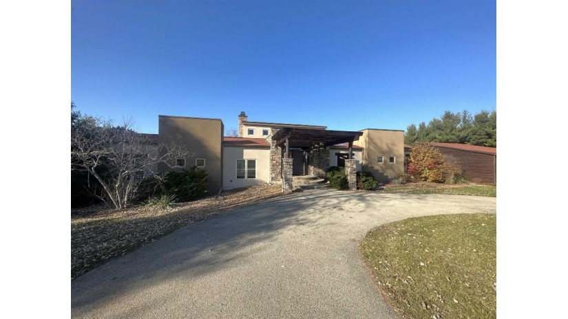 W5614 Sunset Hills Lane Monroe, WI 53566 by First Weber Hedeman Group - Off: 608-325-2000 $1,200,000
