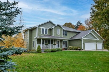 S4117 Whispering Pines Drive, Baraboo, WI 53913