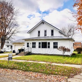 108 W Dewey Street, Cassville, WI 53806