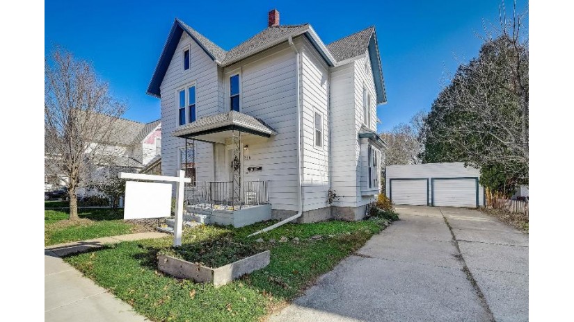 336 S 1st Street Evansville, WI 53536 by Relish Realty $350,000