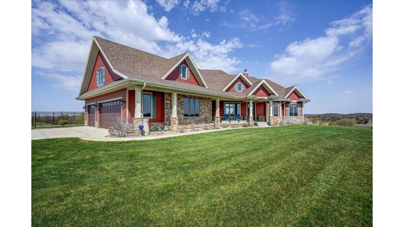 9338 Spring Valley Road Berry, WI 53560 by Realty Executives Cooper Spransy - info@mattwinz.com $2,399,900