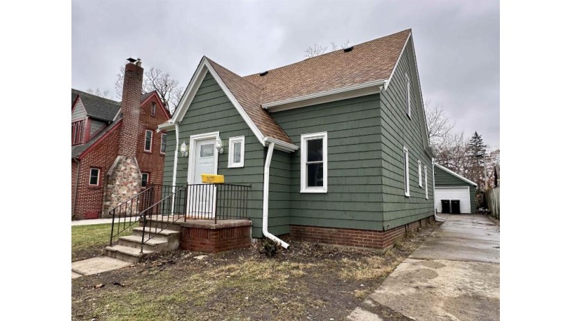 1410 Central Avenue Beloit, WI 53511 by Century 21 Affiliated $179,900