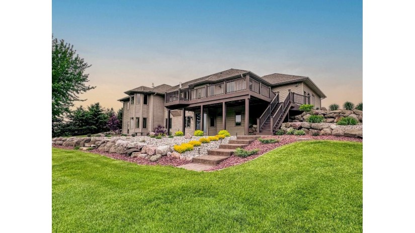 5584 County Road N Sun Prairie, WI 53590 by Making Dreams Realty - Off: 608-480-8599 $1,690,000