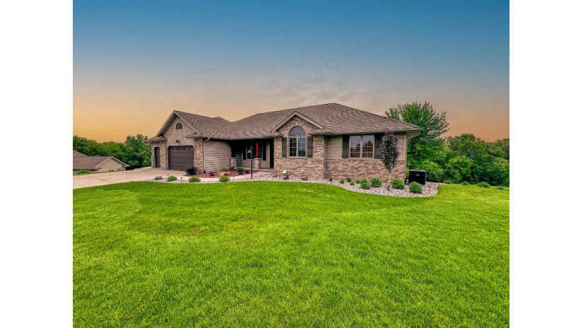 5584 County Road N Sun Prairie, WI 53590 by Making Dreams Realty - Off: 608-480-8599 $1,690,000