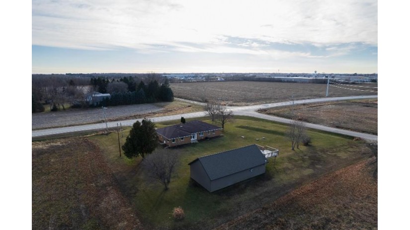 W8046 County Road B Beaver Dam, WI 53916 by Coldwell Banker Res Brokerage $384,900
