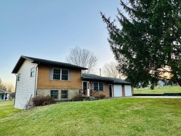 61 7th Street, Mineral Point, WI 53565